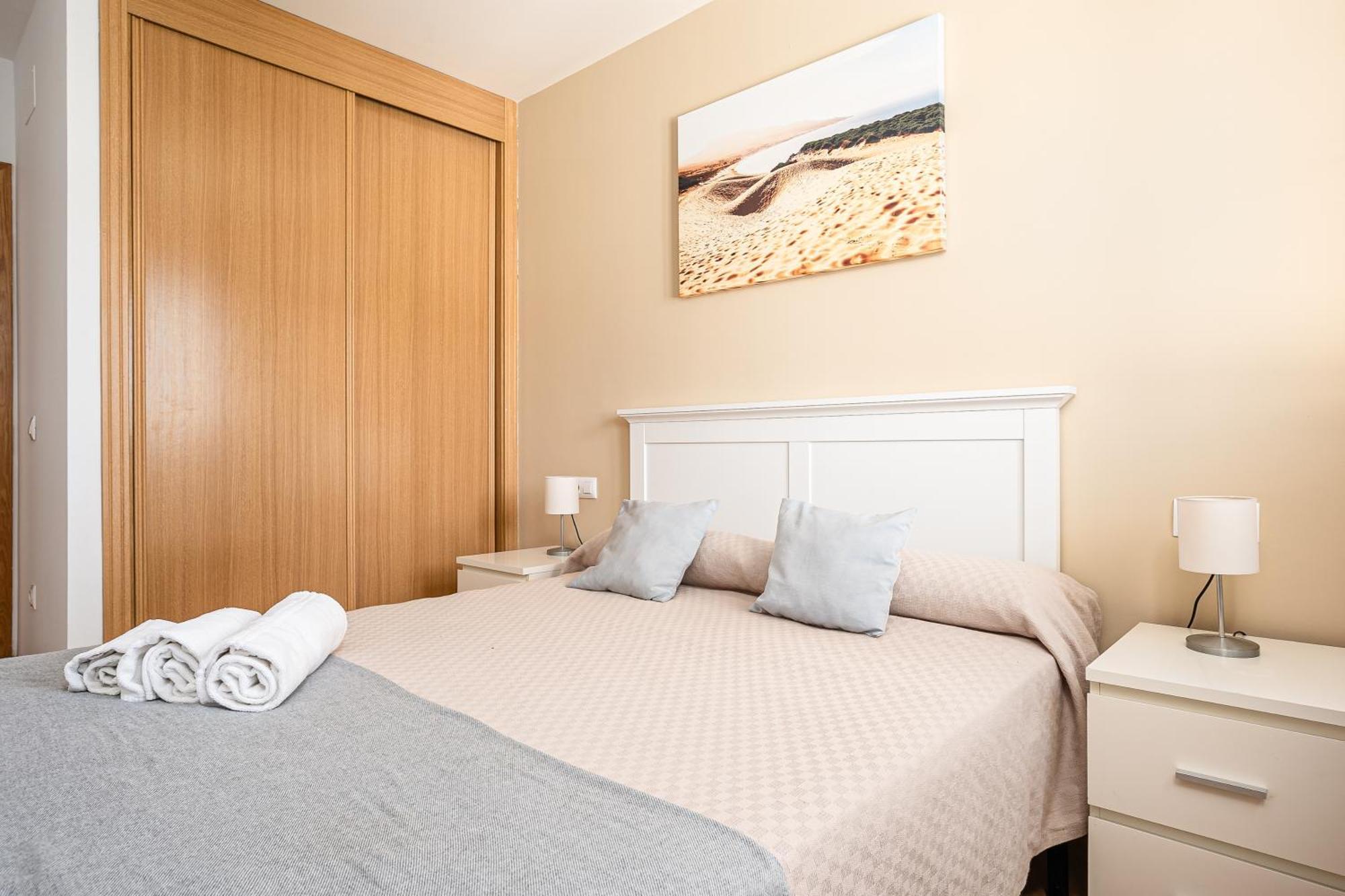 Apartamento Familiar Muy Soleado Cerca De La Playa Y Parking Incluido Chiclana de la Frontera Exterior foto