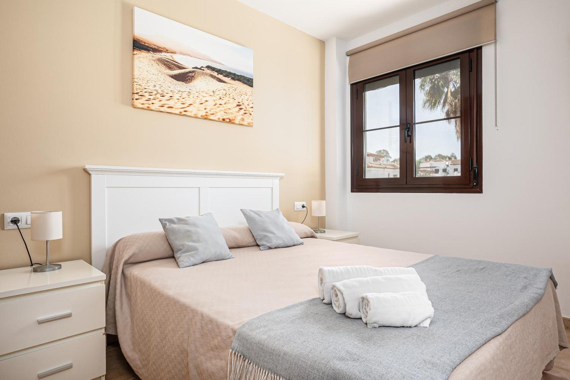 Apartamento Familiar Muy Soleado Cerca De La Playa Y Parking Incluido Chiclana de la Frontera Exterior foto